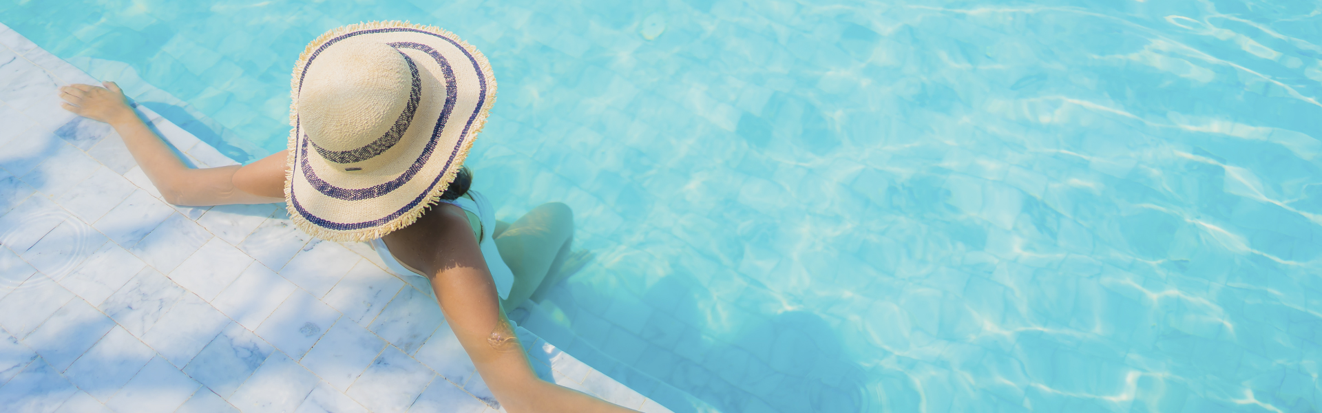 PISCINAS